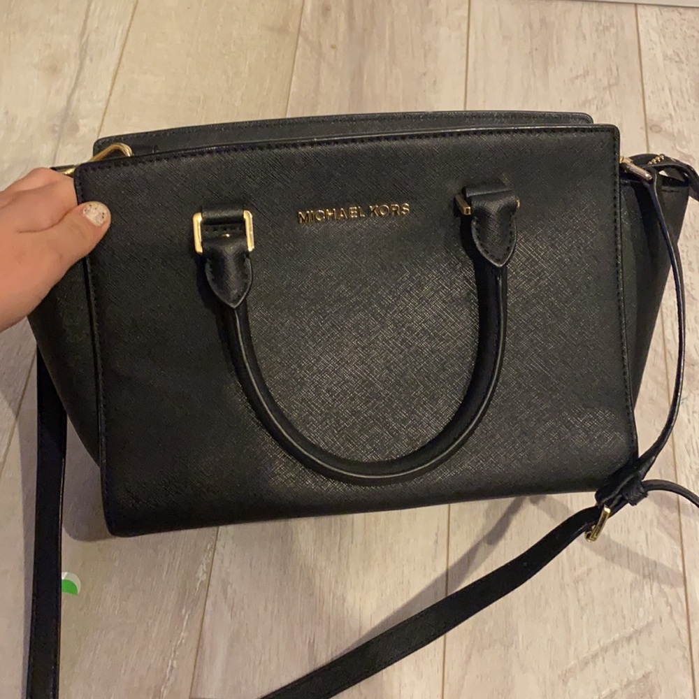 Great condition black leather Michael kors bag